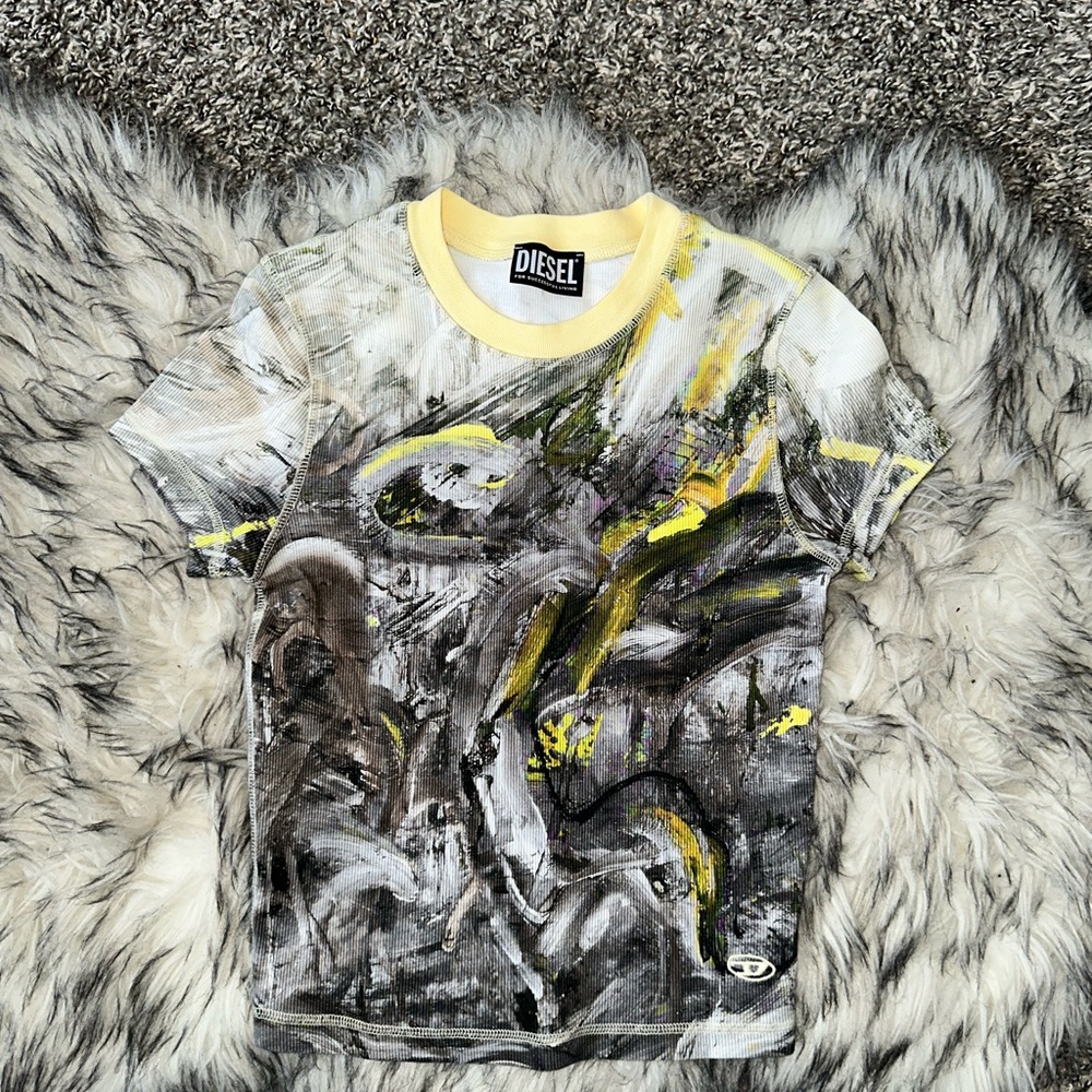 DIESEL
T-Skinzy printed jersey t-shirt
SIZE: XS
COLOR: BEIGE/GREEN